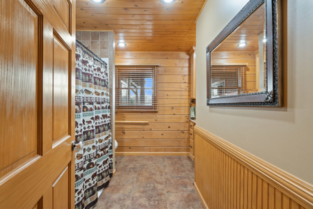 Stunning Log Home on 53 Private Acres – Nunnelly, TN - image 26