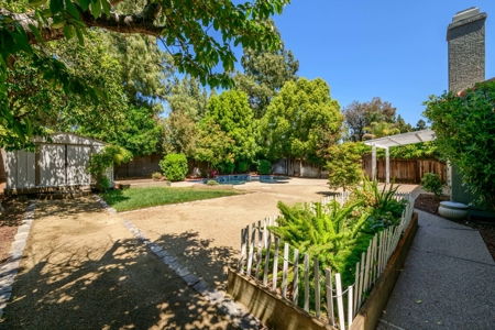 Vacaville, CA Homes with Pools for Sale - image 1