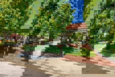 Vacaville, CA Homes with Pools for Sale - image 7