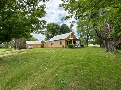 Starter Home in Albany, Kentucky - image 1