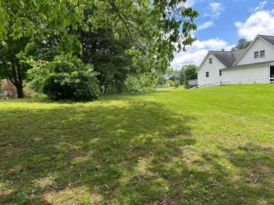 Starter Home in Albany, Kentucky - image 11
