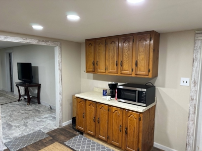 Starter Home in Albany, Kentucky - image 18