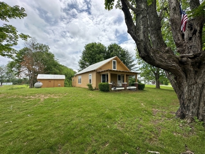 Starter Home in Albany, Kentucky - image 2