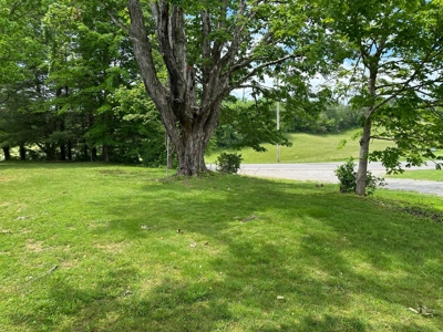 Starter Home in Albany, Kentucky - image 10