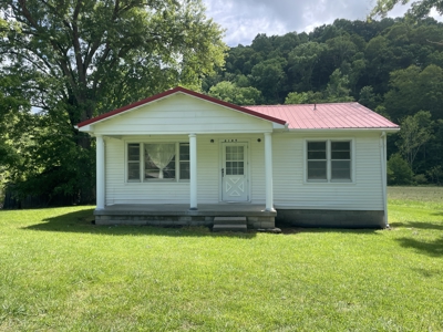 Home and 70 Acres At Auction in 6 Tracts - image 5