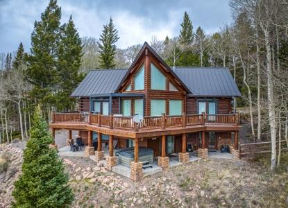 Luxury Custom Log Cabin for Sale in Arrowhead Subdivision - image 8