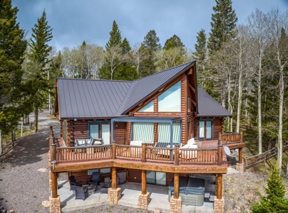 Luxury Custom Log Cabin for Sale in Arrowhead Subdivision - image 13