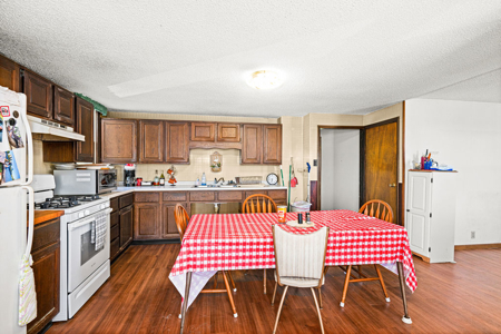 Country Home on 160 Acres of Land For Sale in Willow River MN - image 8