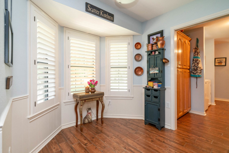 East Texas Country Home on 14 Acres – 3 Bed, 2.5 Bath with Guest - image 21