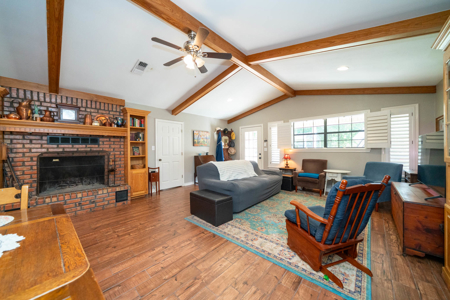 East Texas Country Home on 14 Acres – 3 Bed, 2.5 Bath with Guest - image 33