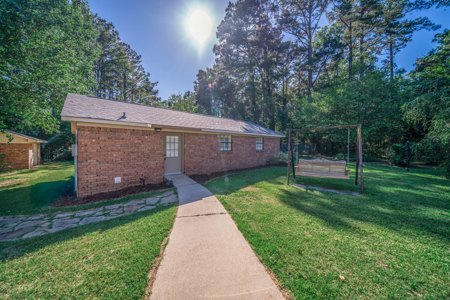 East Texas Country Home on 14 Acres – 3 Bed, 2.5 Bath with Guest - image 40