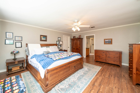 East Texas Country Home on 14 Acres – 3 Bed, 2.5 Bath with Guest - image 27