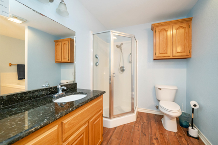 East Texas Country Home on 14 Acres – 3 Bed, 2.5 Bath with Guest - image 28