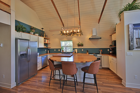 Country Home For sale with Irrigated Acreage - image 15
