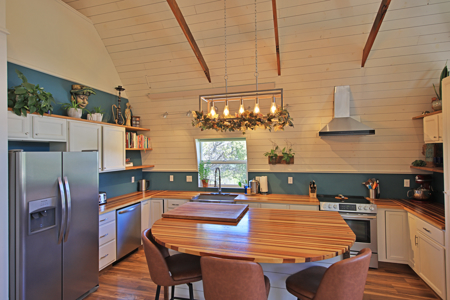 Country Home For sale with Irrigated Acreage - image 14
