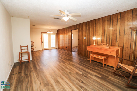 Great Listing in Littlefield! Home near Littlefield High School! - image 12