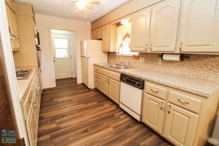 Great Listing in Littlefield! Home near Littlefield High School! - image 7
