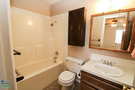 Great Listing in Littlefield! Home near Littlefield High School! - image 2