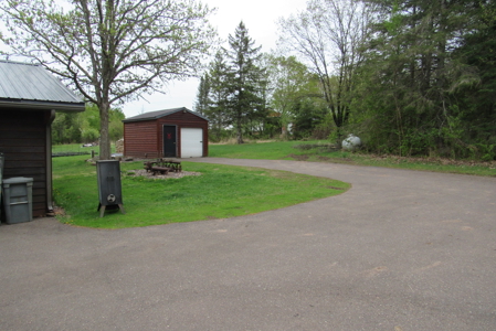 2 Bedroom Country Home on 2.5 Acres For Sale in Moose Lake MN - image 2