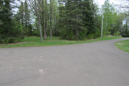 2 Bedroom Country Home on 2.5 Acres For Sale in Moose Lake MN - image 30