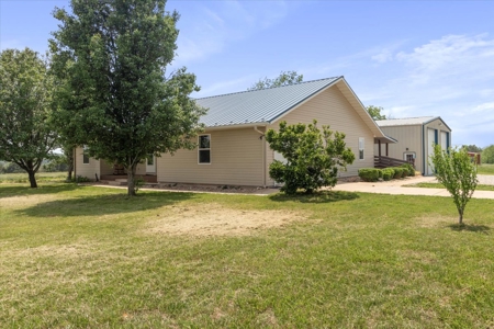 Modern Country Home on 33.8 Acres with Solar & Shop - image 19