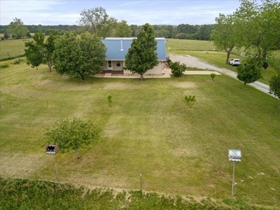 Modern Country Home on 33.8 Acres with Solar & Shop - image 27