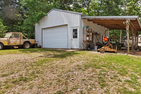 Stunning 3-Bed Home on 20 Wooded Acres Near Gainesville - image 29