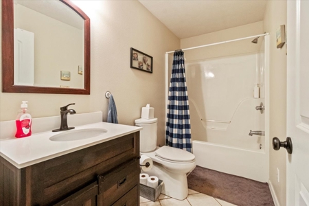 Stunning 3-Bed Home on 20 Wooded Acres Near Gainesville - image 18