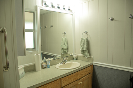 Home on Fresh Water Canal in Suwannee, FL - image 14