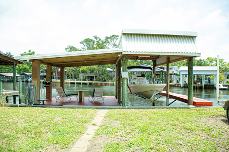 Home on Fresh Water Canal in Suwannee, FL - image 29