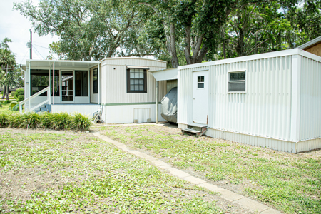 Home on Fresh Water Canal in Suwannee, FL - image 30