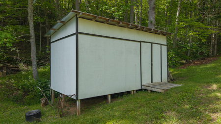 ** PENDING ** Doublewide for Sale in Lansing NC - image 17