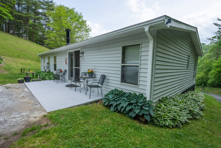 ** PENDING ** Doublewide for Sale in Lansing NC - image 10