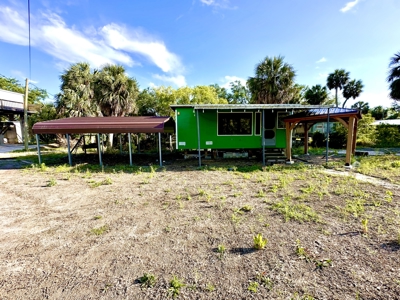 Land For Sale In Suwannee Florida !!! - image 1