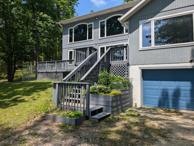 Lakefront Home Northern Michigan on Avery Lake Lewiston MI - image 50