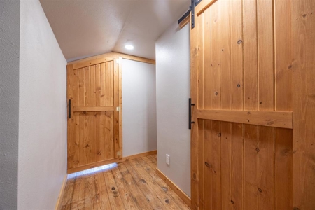 Country Farm House For Sale in Waupaca County - image 12