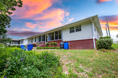 55+ Community Furnished Home For Sale in Florida - image 27
