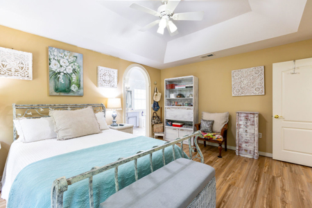55+ Community Furnished Home For Sale in Florida - image 14