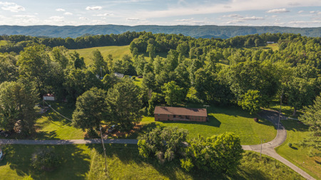 East Tennessee Opportunity: Brick Rancher with Mountain Views - image 30