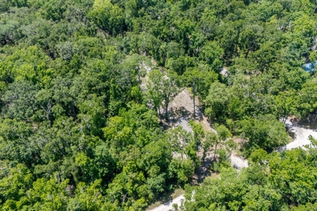Country Home on .96 Acres for Sale in Branford, Florida - image 8