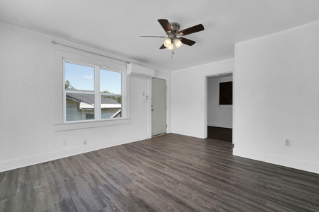Duplex For Sale In Clinton, Oklahoma - image 5