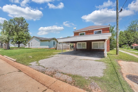 Duplex For Sale In Clinton, Oklahoma - image 20