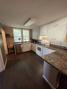4 Bedroom Home for Sale in Chanute, KS - image 7