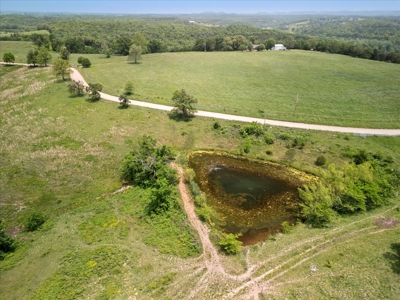 Ranch Bordering National Forest Land in Ozark County Missouri - image 38