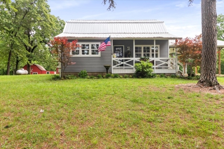 Country Home with acreage bordering Mark Twain National Forest - image 28