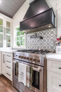 Country Home with acreage bordering Mark Twain National Forest - image 16