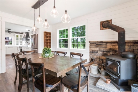 Country Home with acreage bordering Mark Twain National Forest - image 19