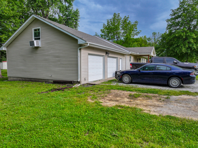 Home for sale in Henry County Missouri - image 6