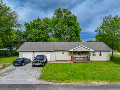 Home for sale in Henry County Missouri - image 9