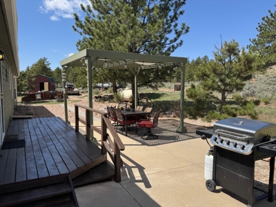 Ranch Style Year-Round Mountain Home - image 2